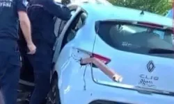 Akılalmaz kaza: Demir sürücünün bacağını deldi