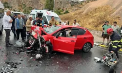 Nevşehir’de Yağışta Minibüs ve Otomobil Çarpıştı: 6 Yaralı