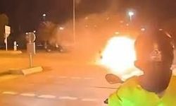 İstanbul'da çarpışan otomobiller alev aldı