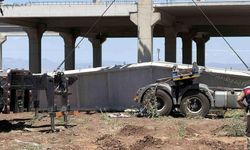 Yaklaşık 15 tonluk beton blok altında kaldılar: 1 ölü, 1 yaralı