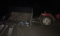 Traktör ile otomobil çarpıştı: 3'ü ağır 10 yaralı
