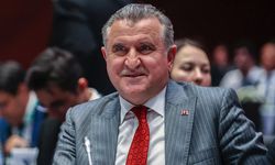 Bakan Bak: 'Voleybol Takımımızı canı gönülden tebrik ediyorum'