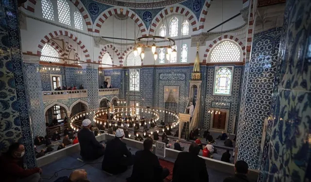 10 Ekim 2025 Cuma Hutbesi| "Cenâb-ı Hakk’ın Nazargâhı: Kalp"