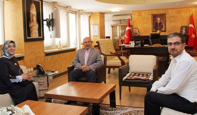 AK Parti'li Zeynep Alkış'tan partisine zehir zemberek tepki!
