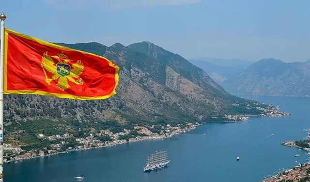Karadağ Türklere vizesiz seyahatleri iptal etti