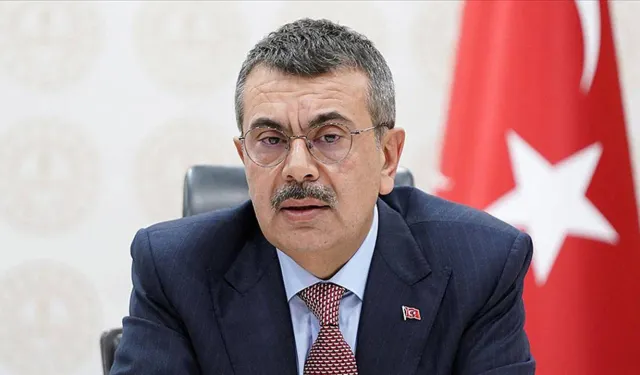 Bakan Tekin açıkladı: Okullarda ara tatil kaldırılacak mı?