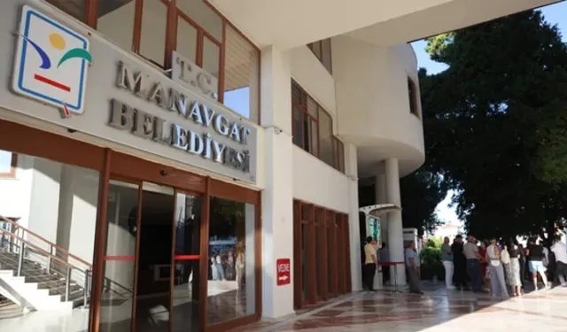 Manavgat Belediyesi'ne yeni operasyon: 21 gözaltı
