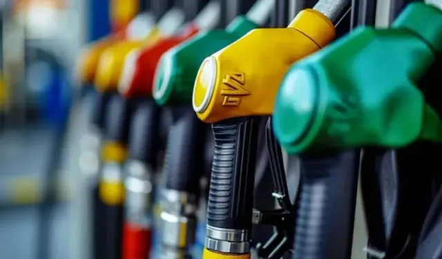 Araç sahipleri müjde: Motorine indirim geliyor, tarih belli oldu