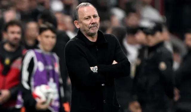 Beşiktaş'ta Sergen Yalçın dönemi sona erdi!