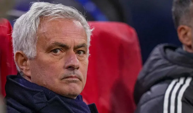 Jose Mourinho resmen Real Madrid'de