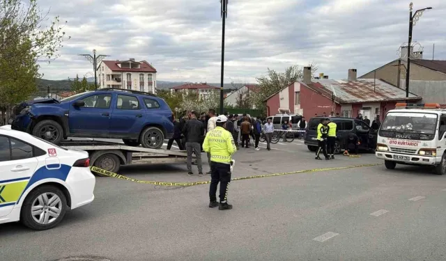 Sivas'ta iki araç çarpıştı: 7 yaralı