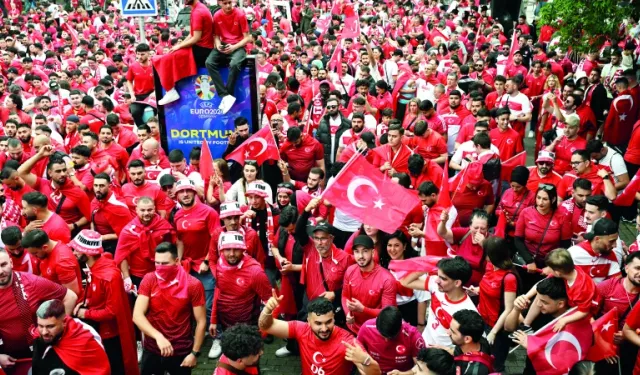 Milyonlarca Türk futbolseveri üzen haber! A Milli Takım'ın Dünya Kupası maçlarını ücretsiz izleyemeyecek