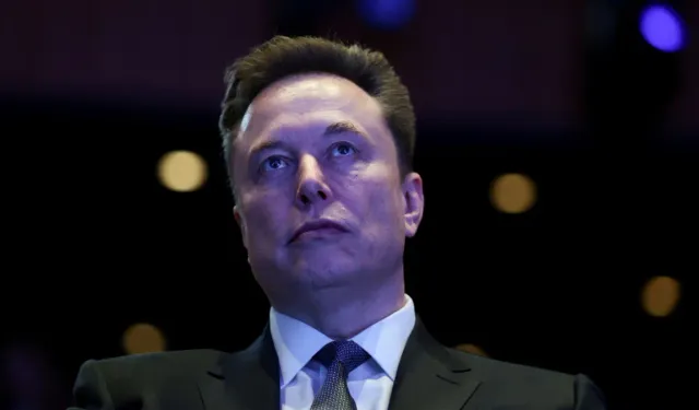 Elon Musk tarihe geçti: Dünyanın ilk trilyoneri oldu