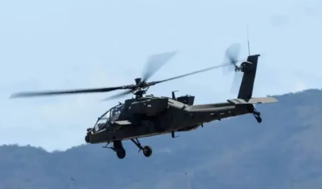 ABD'ye ait askeri helikopter Umman Denizi'nde acil iniş yaptı