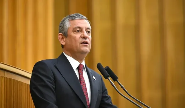 Özgür Özel CHP'ye veda etti