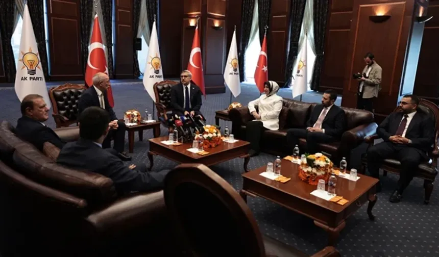 AK Parti ve CHP, 3 bayram sonra bayramlaştı
