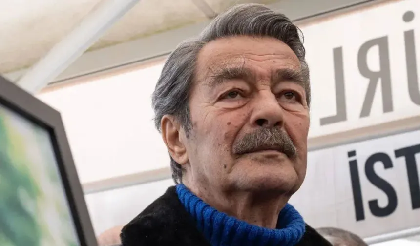 Usta oyuncu Kadir İnanır hayatını kaybetti