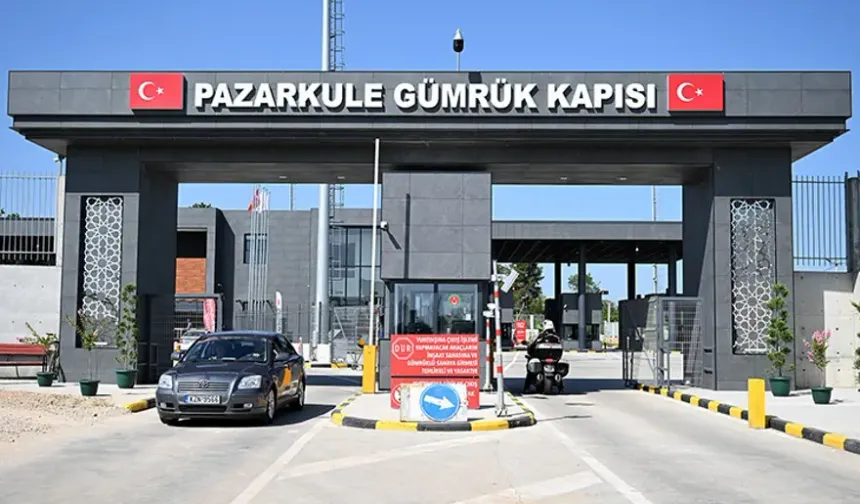Pazarkule ve İpsala'da geçişler durduruldu
