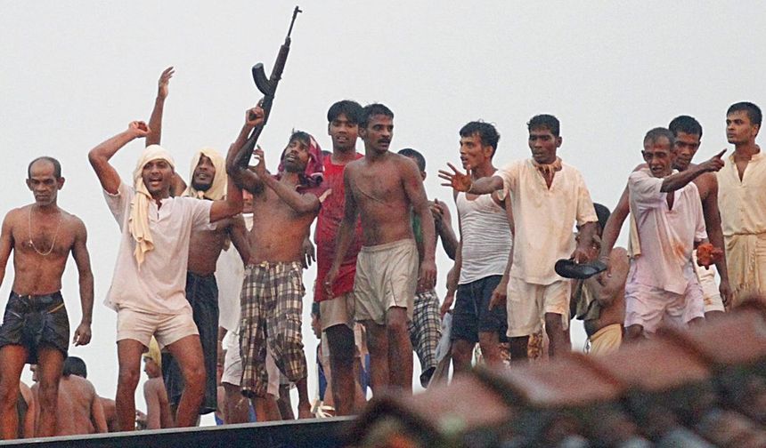 Sri Lanka'da cezaevinde isyan: 5'i gardiyan 25 kişi hayatını kaybetti